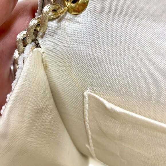 Stunning Embellished White Seed Beaded Tapestry Shoulder Handbag Chain Strap VTG - Picture 10 of 14